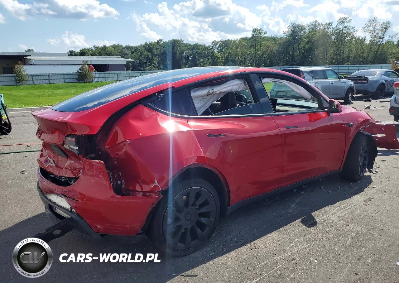 2022 Tesla Model Y VIN:7SAYGDEE0NF480871 - 3