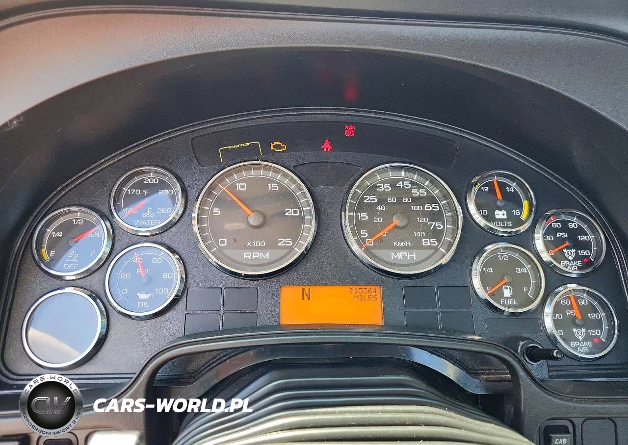 2016 International Prostar - Semi Truck VIN:3HCDJAPR0GL229402 - 9