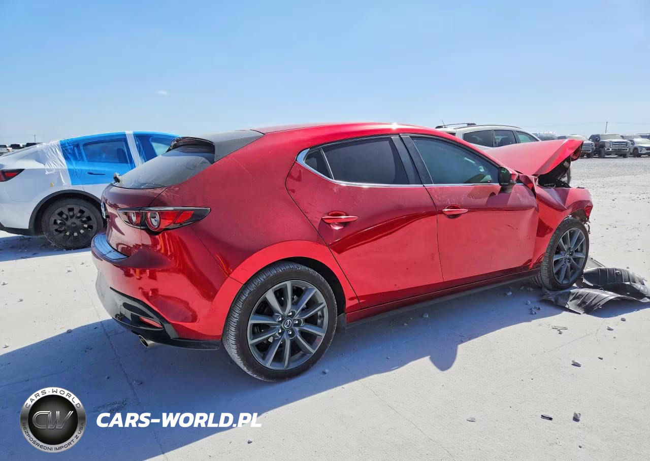 2026 Mazda 3 Preferred VIN:JM1BPALL0T1879062 - 3
