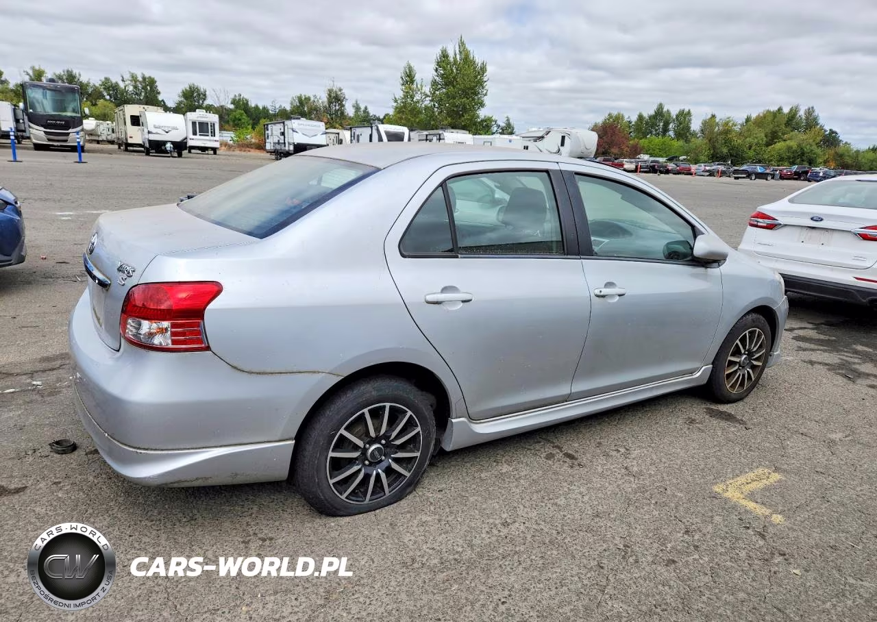 2007 Toyota Yaris S VIN:JTDBT903X71052870 - 3
