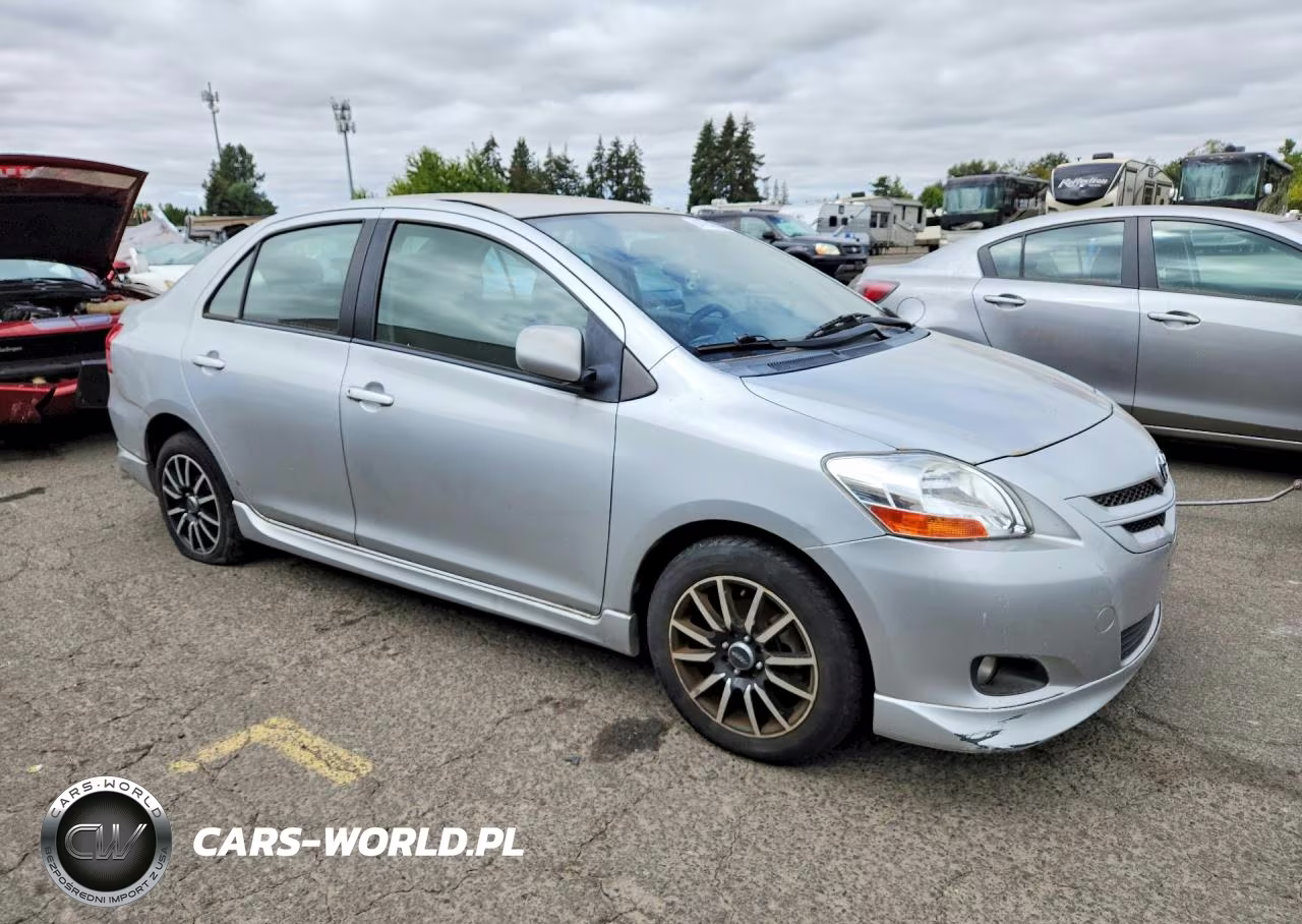 2007 Toyota Yaris S VIN:JTDBT903X71052870 - 4
