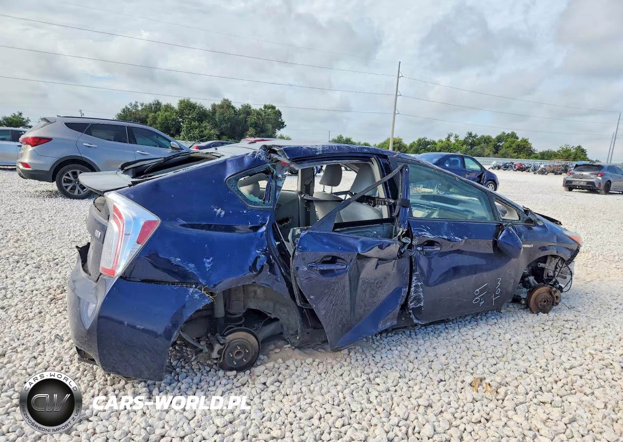 2014 Toyota Prius Two VIN:JTDKN3DU1E0360023 - 3