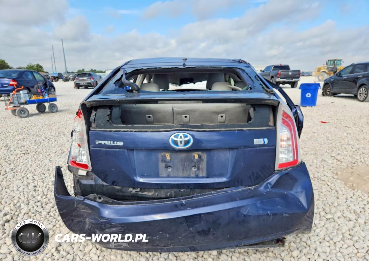 2014 Toyota Prius Two VIN:JTDKN3DU1E0360023 - 6