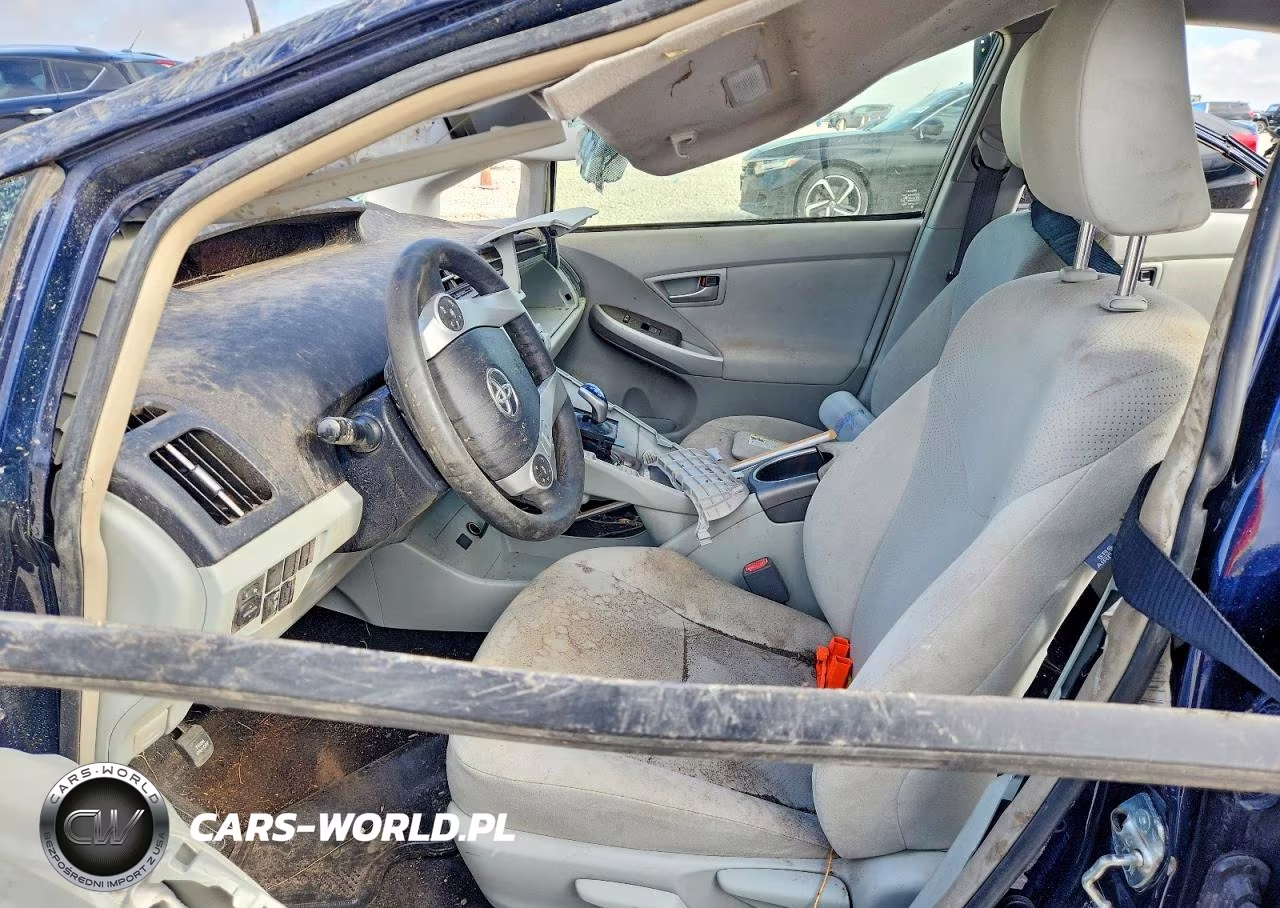 2014 Toyota Prius Two VIN:JTDKN3DU1E0360023 - 7
