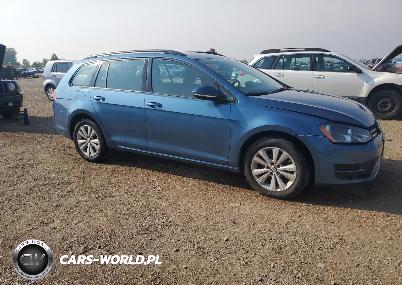 2017 Volkswagen Golf Sportwagen S VIN:3VW017AU8HM508052 - 4