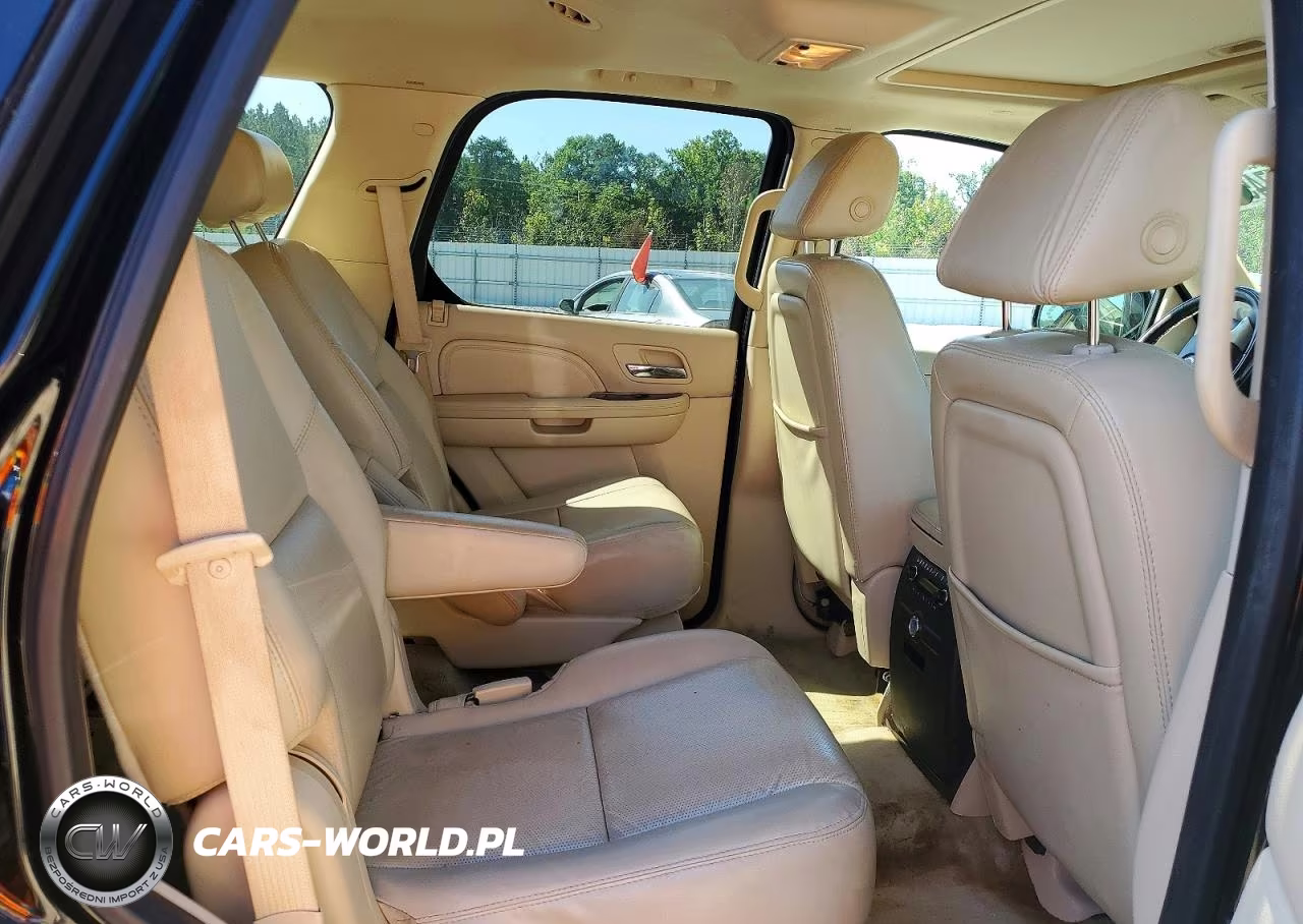 2007 Cadillac Escalade Luxury VIN:1GYFK638X7R426433 - 11