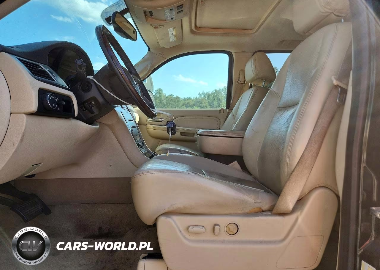 2007 Cadillac Escalade Luxury VIN:1GYFK638X7R426433 - 7