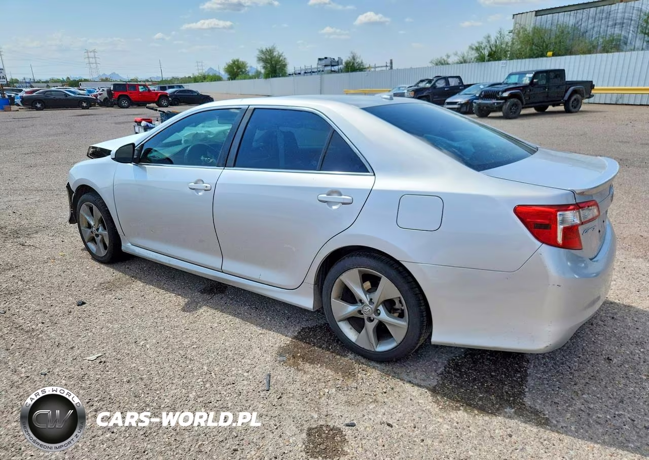 2014 Toyota Camry Se Sport VIN:4T1BF1FK5EU452575 - 2