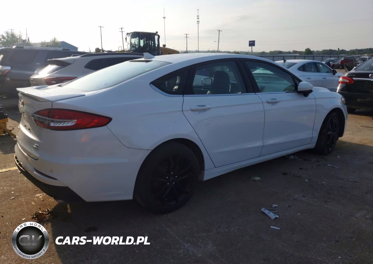 2019 Ford Fusion Se VIN:3FA6P0HD8KR245845 - 3