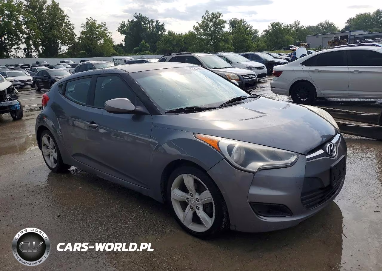 2014 Hyundai Veloster Base VIN:KMHTC6AD7EU194644 - 4