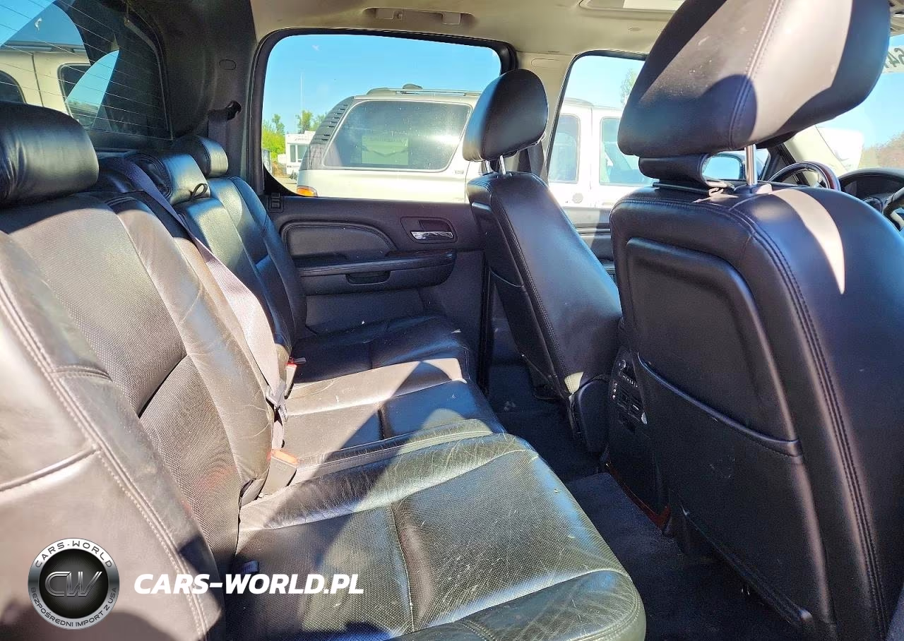 2011 Cadillac Escalade Ext Luxury VIN:3GYT4MEF7BG170645 - 10