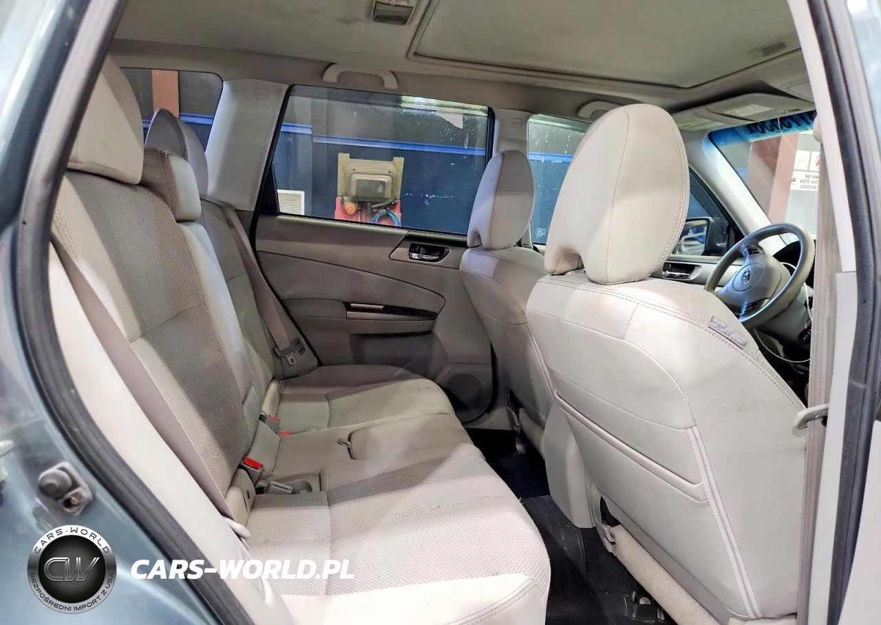2011 Subaru Forester 2.5X Premium VIN:JF2SHADCXBG760878 - 11