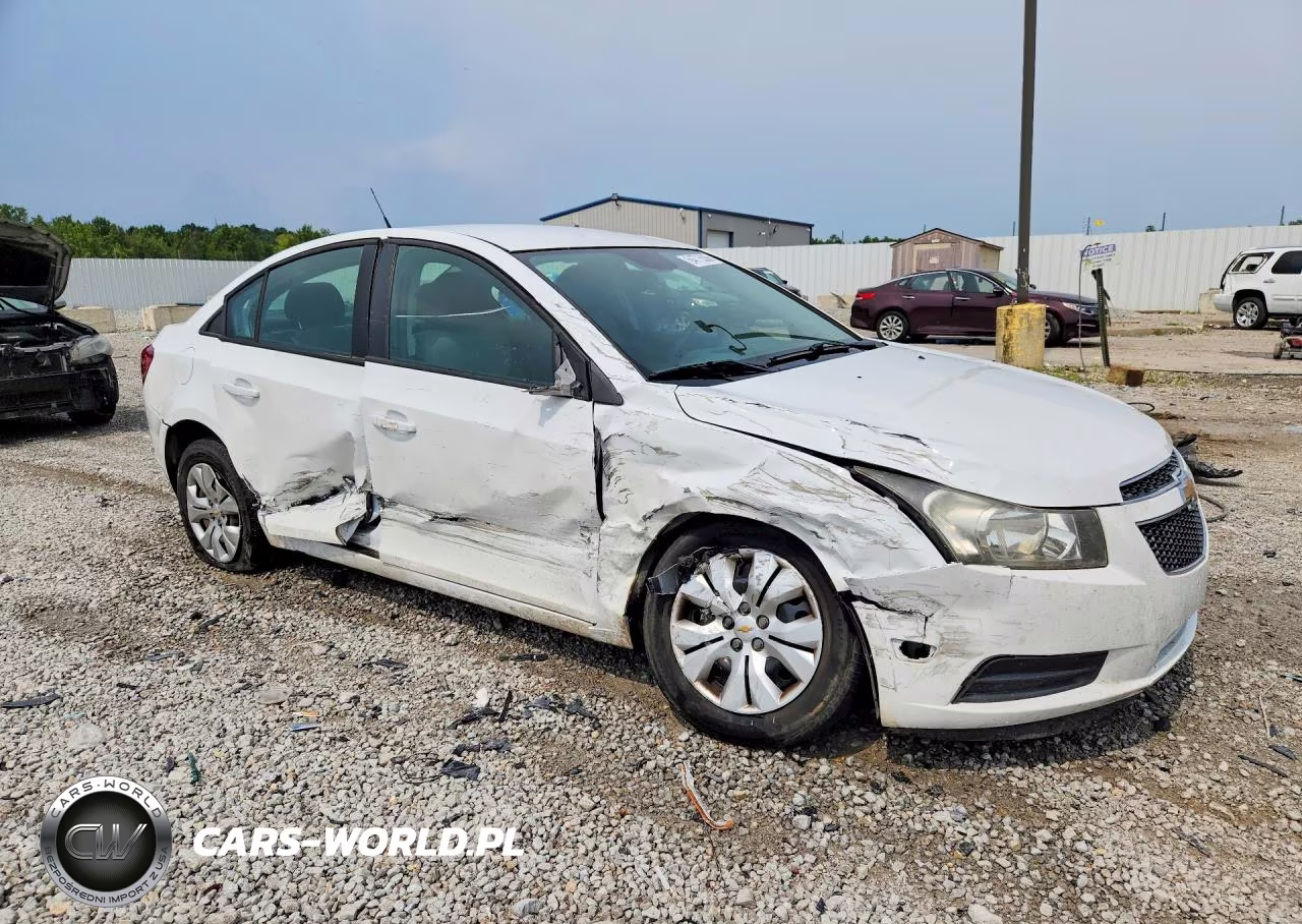 2013 Chevrolet Cruze Ls VIN:1G1PA5SG7D7189108 - 4