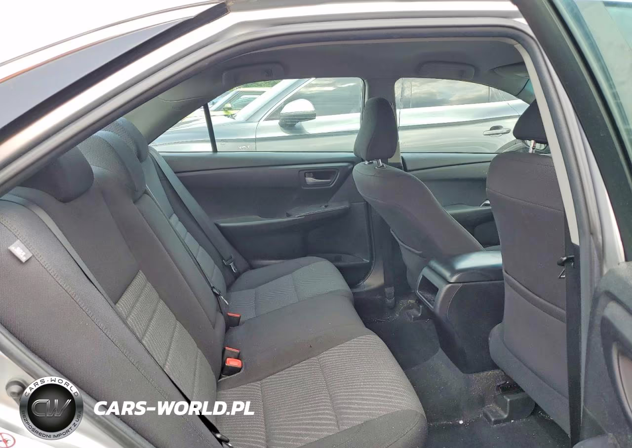 2017 Toyota Camry Le VIN:4T1BF1FK0HU800142 - 10