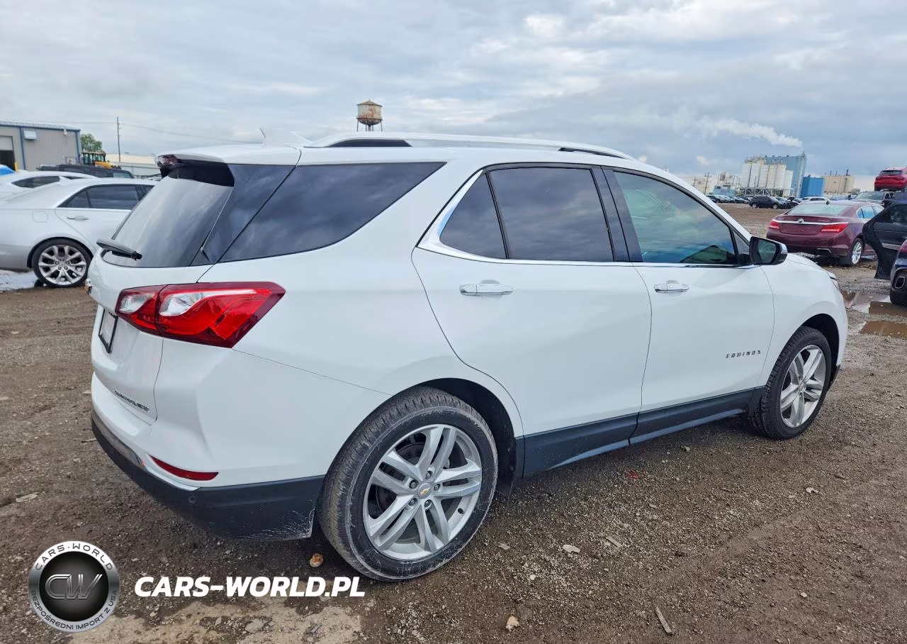 2020 Chevrolet Equinox Premier VIN:2GNAXXEV0L6102558 - 3
