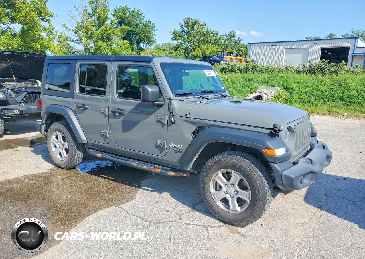 2020 Jeep Wrangler Unlimited Sport VIN:1C4HJXDG6LW323440 - 4