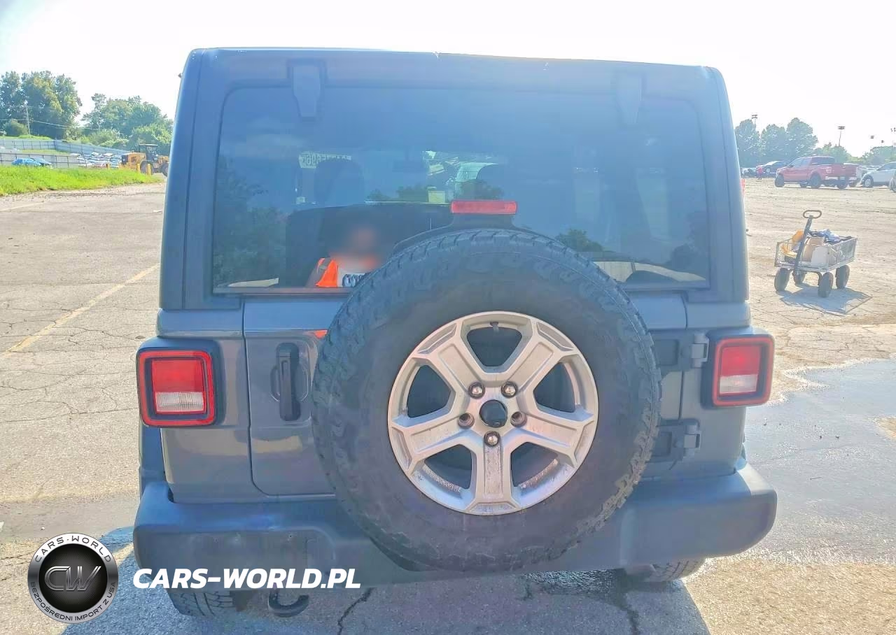 2020 Jeep Wrangler Unlimited Sport VIN:1C4HJXDG6LW323440 - 6