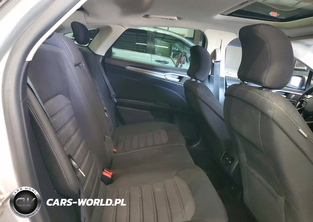 2019 Ford Fusion Se VIN:3FA6P0T94KR254173 - 10