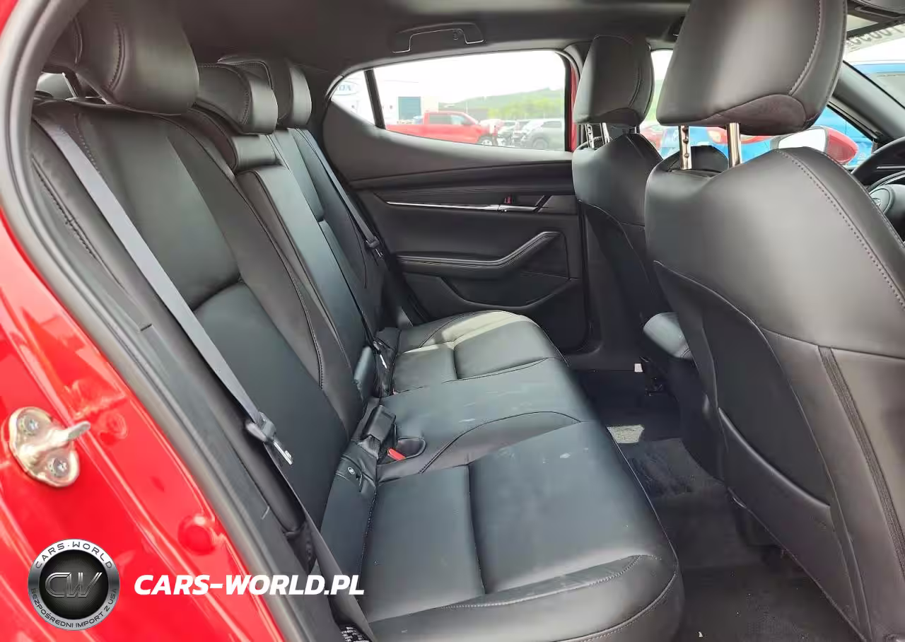 2025 Mazda 3 Preferred VIN:JM1BPALMXS1784340 - 10