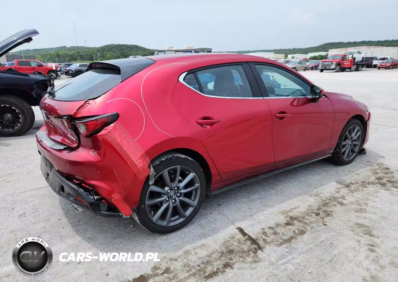 2025 Mazda 3 Preferred VIN:JM1BPALMXS1784340 - 3
