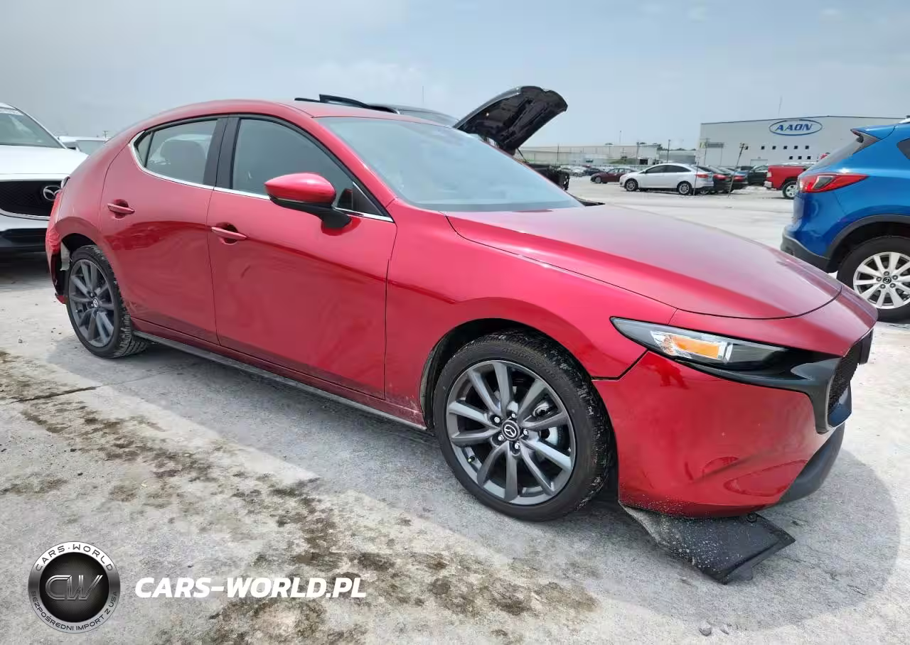 2025 Mazda 3 Preferred VIN:JM1BPALMXS1784340 - 4