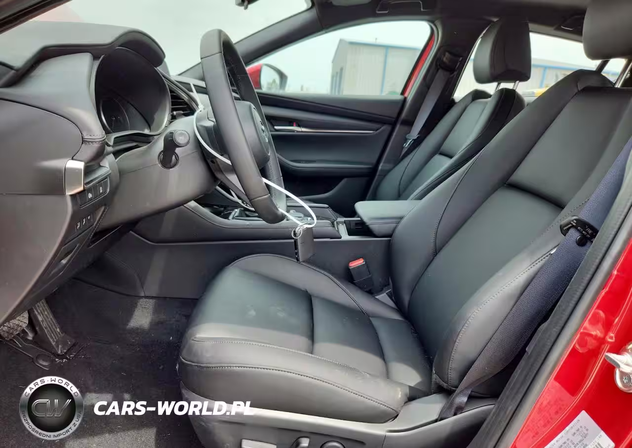 2025 Mazda 3 Preferred VIN:JM1BPALMXS1784340 - 7