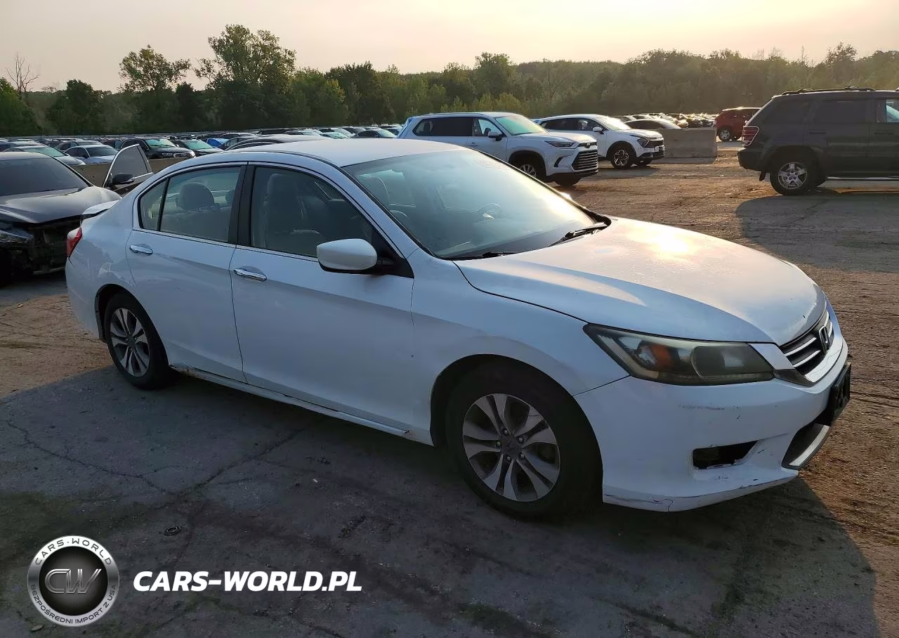 2015 Honda Accord Lx VIN:1HGCR2F31FA157573 - 4