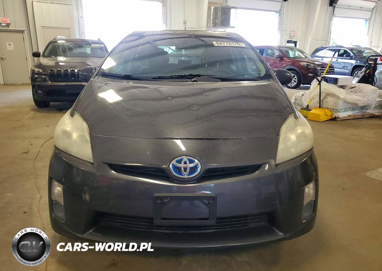 2011 Toyota Prius Three VIN:JTDKN3DU4B1457416 - 5