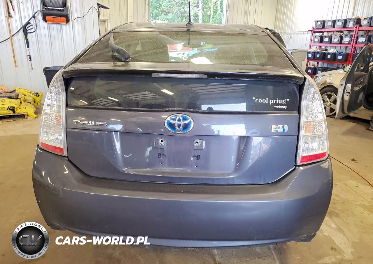 2011 Toyota Prius Three VIN:JTDKN3DU4B1457416 - 6