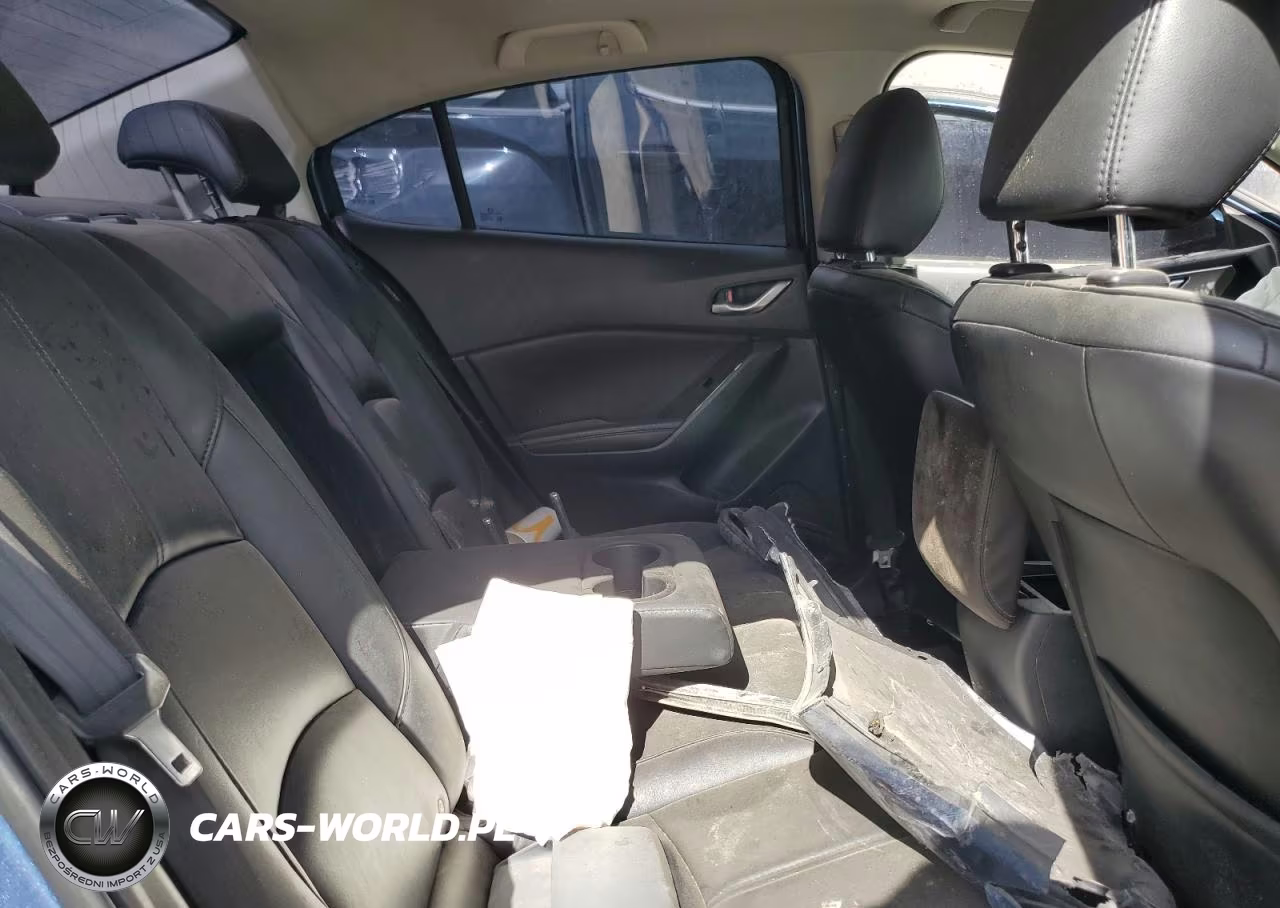 2018 Mazda 3 Touring VIN:3MZBN1V36JM172936 - 10