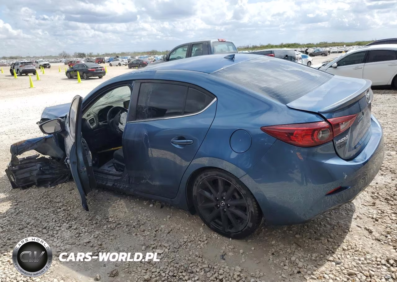 2018 Mazda 3 Touring VIN:3MZBN1V36JM172936 - 2