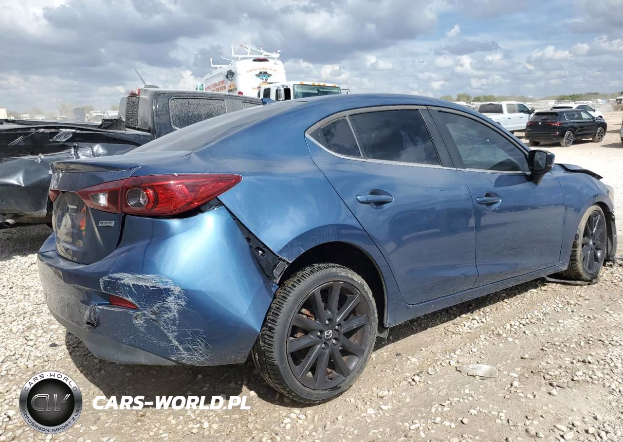2018 Mazda 3 Touring VIN:3MZBN1V36JM172936 - 3