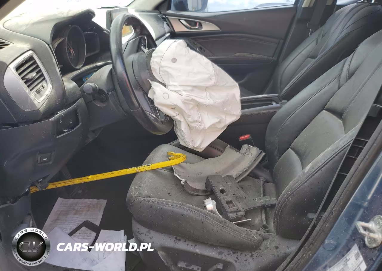 2018 Mazda 3 Touring VIN:3MZBN1V36JM172936 - 7