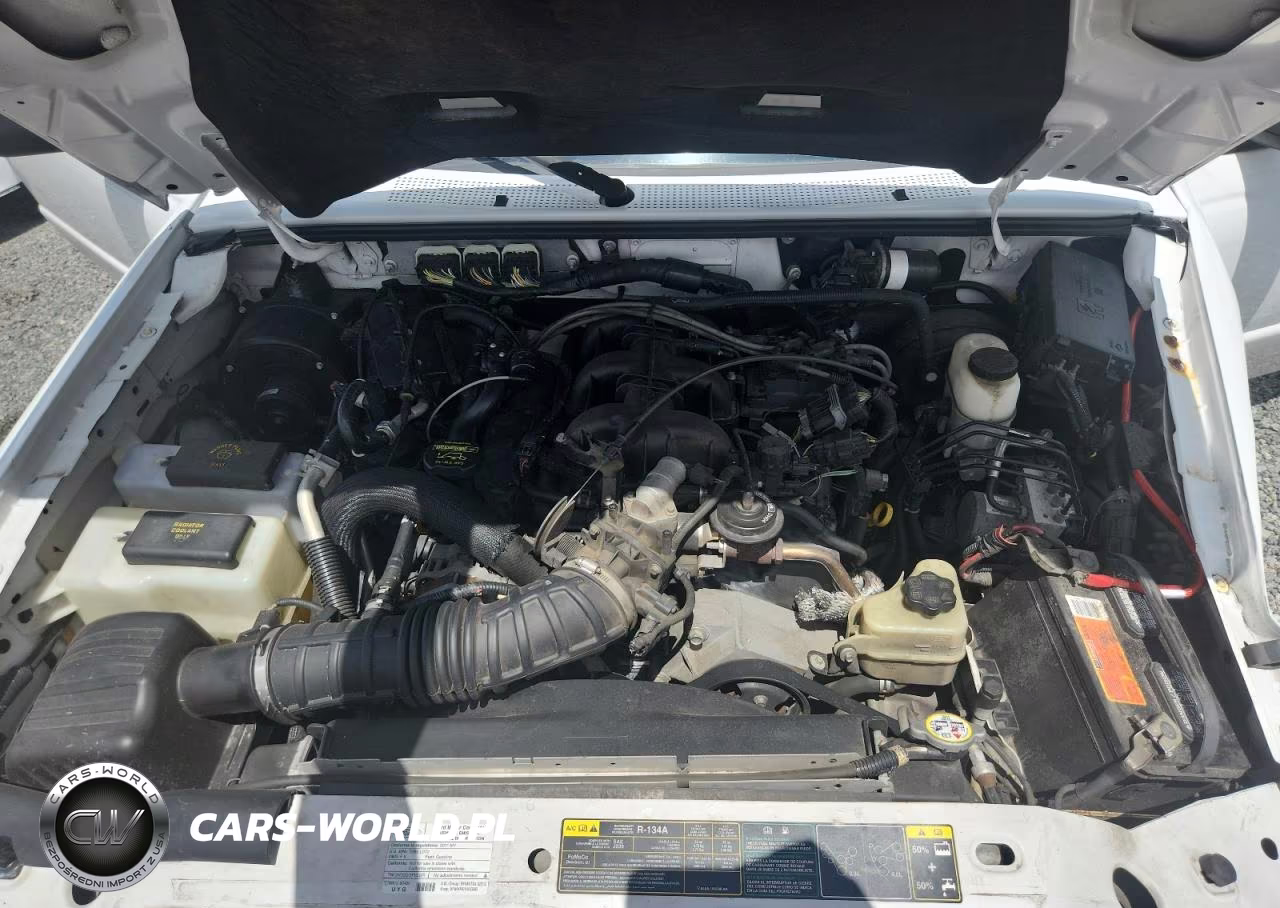 2011 Ford Ranger Super Cab VIN:1FTLR1FE6BPA43148 - 11