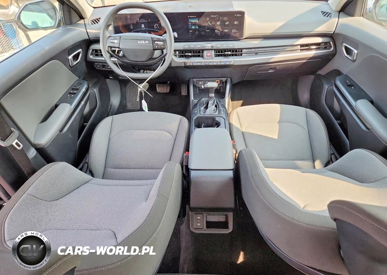 2025 Kia K4 Lx VIN:3KPFT4DE3SE246985 - 8