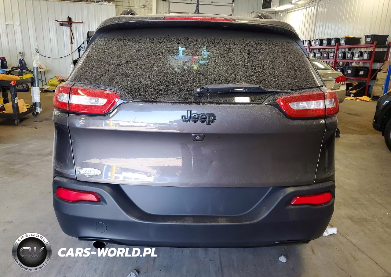 2018 Jeep Cherokee Latitude VIN:1C4PJLCB8JD552687 - 6