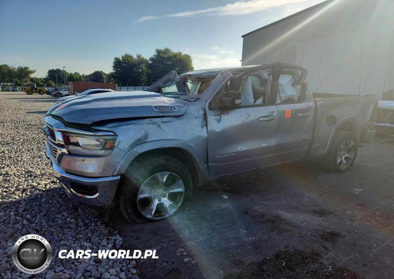 2019 Ram 1500 Laramie VIN:1C6SRFDT2KN795619 - 1