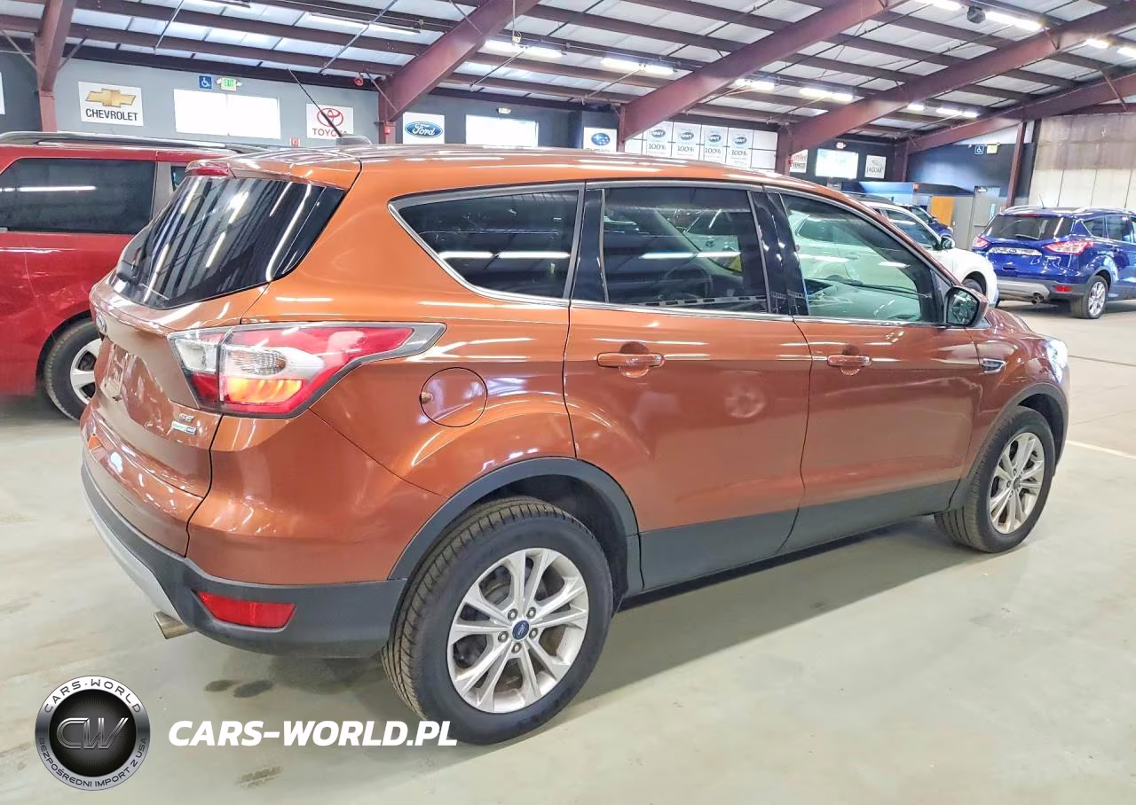 2017 Ford Escape Se VIN:1FMCU9GD1HUA86966 - 3