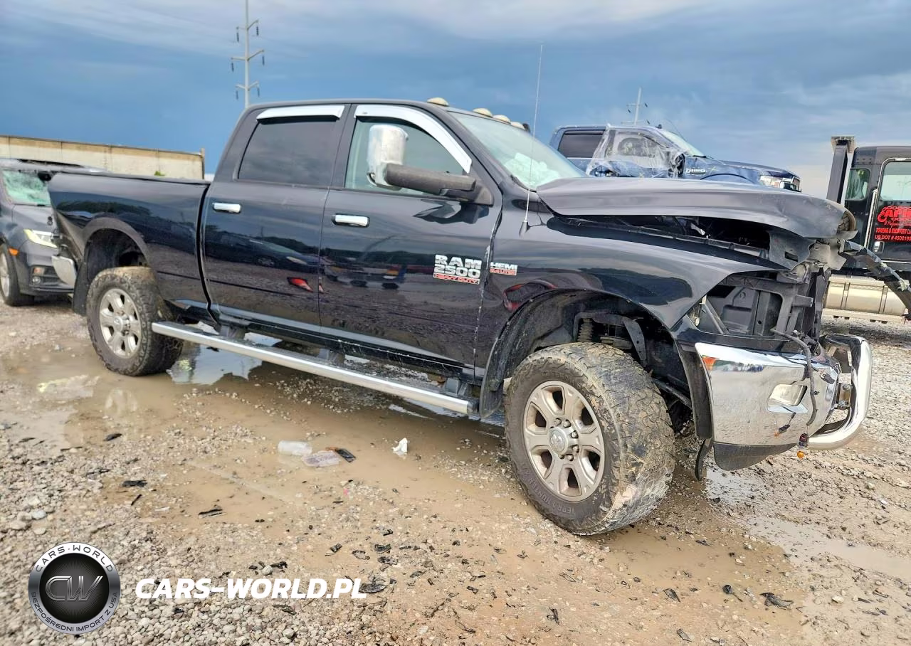 2017 Ram 2500 Slt VIN:3C6UR5DJ8HG562332 - 4