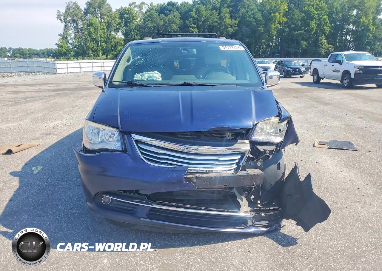 2015 Chrysler Town & Country Touring L VIN:2C4RC1CG1FR628273 - 5