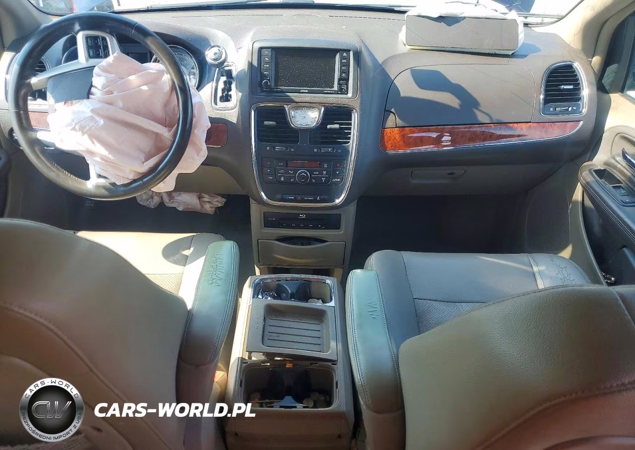 2015 Chrysler Town & Country Touring L VIN:2C4RC1CG1FR628273 - 8