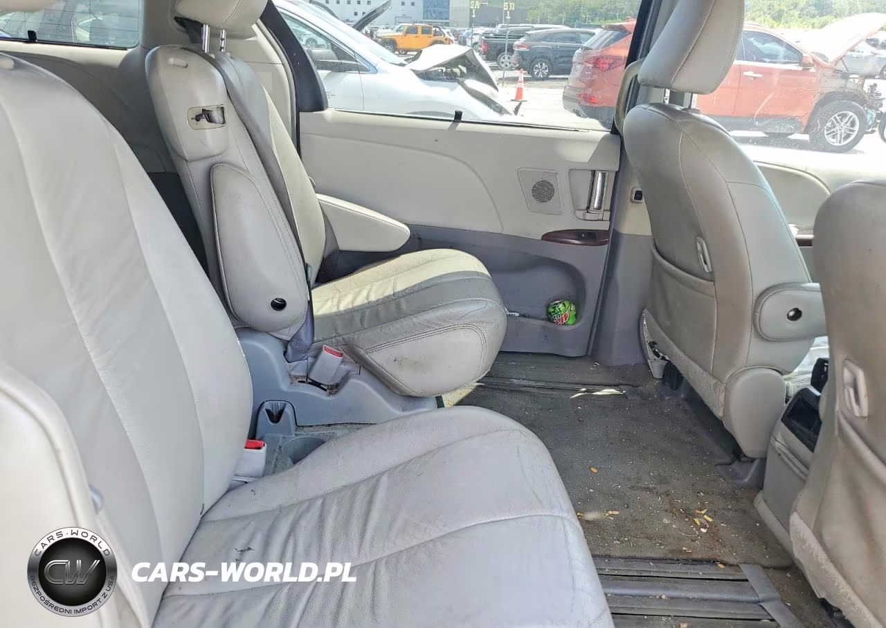2011 Toyota Sienna Xle 8-Passenger VIN:5TDYK3DC0BS015276 - 11