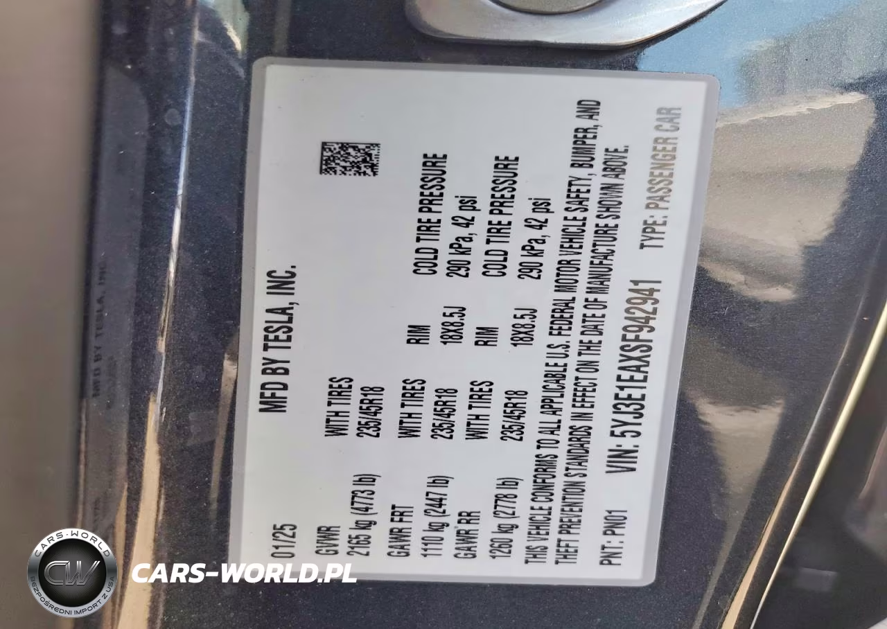 2025 Tesla Model 3 VIN:5YJ3E1EAXSF942941 - 13