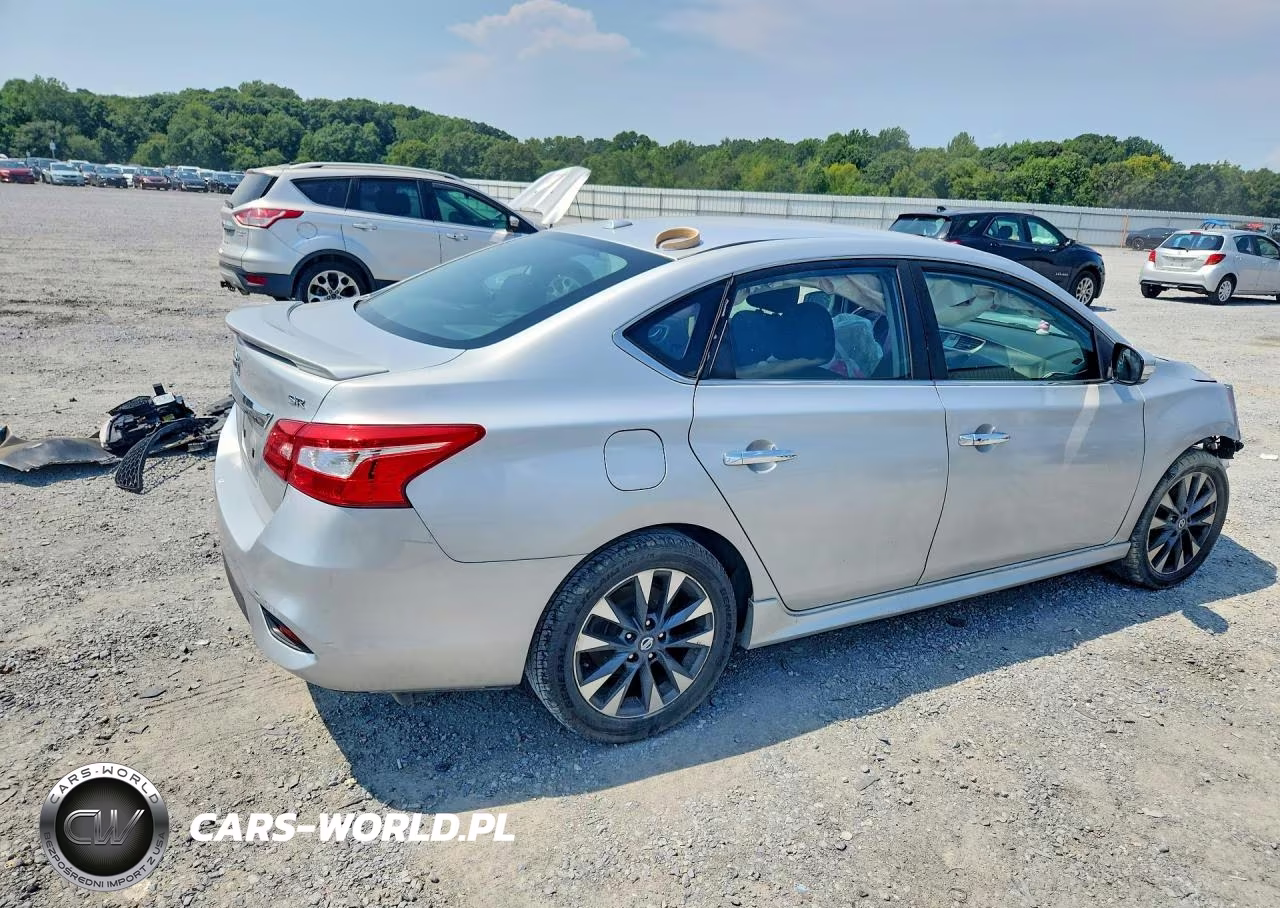 2017 Nissan Sentra Sr VIN:3N1AB7AP6HY281003 - 3
