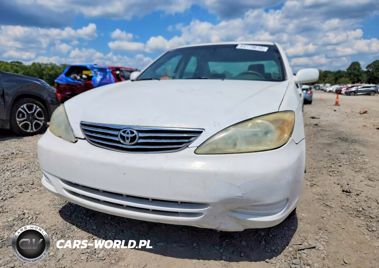 2003 Toyota Camry Le VIN:4T1BE32K93U229764 - 5