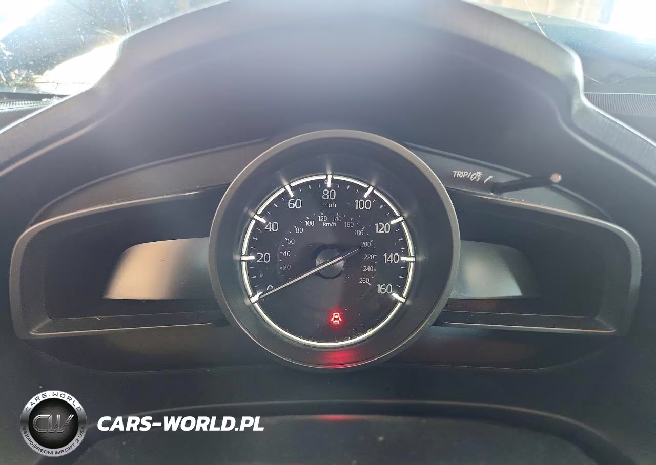 2018 Mazda 3 Touring VIN:3MZBN1V33JM255322 - 9