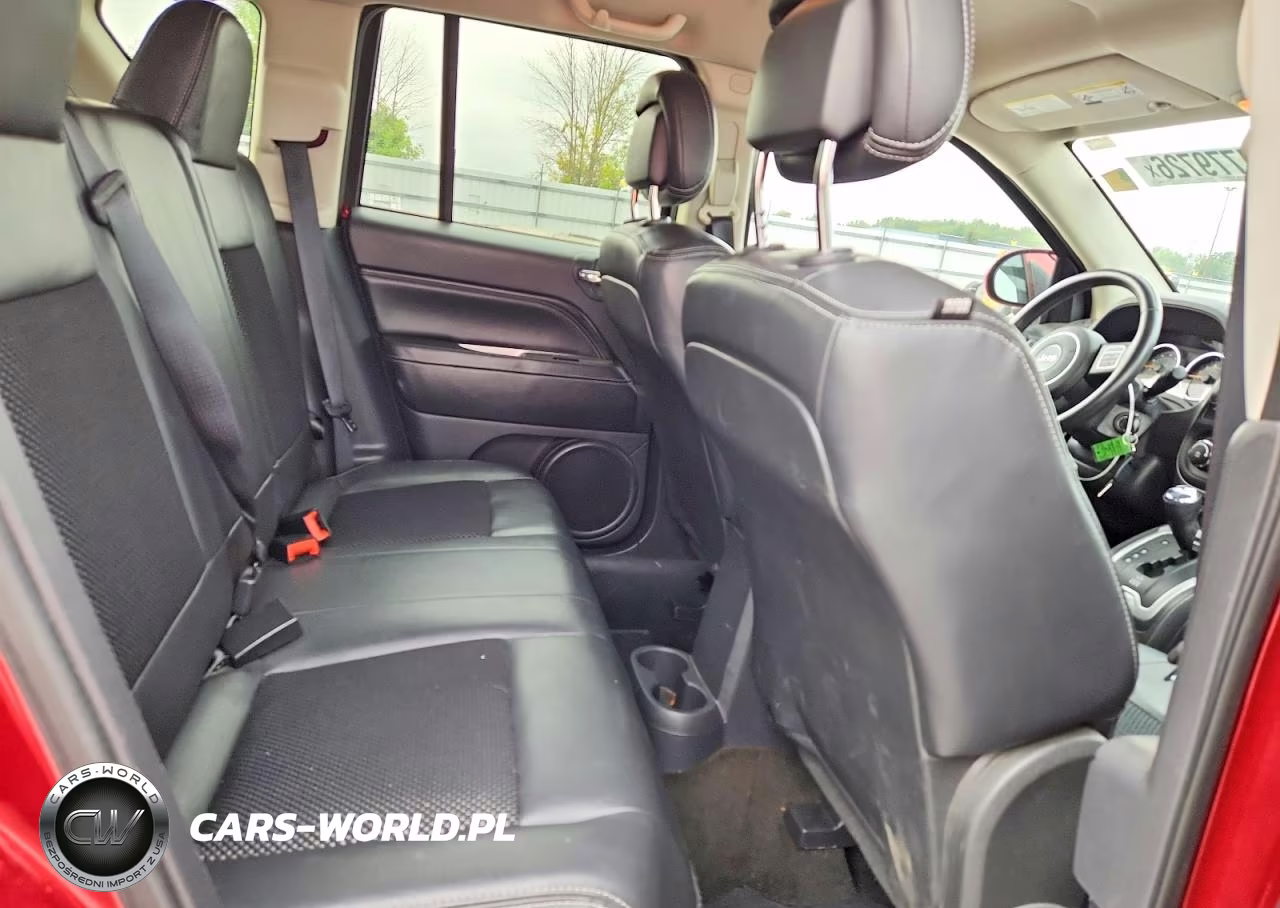 2014 Jeep Compass Latitude VIN:1C4NJDEB8ED521696 - 11