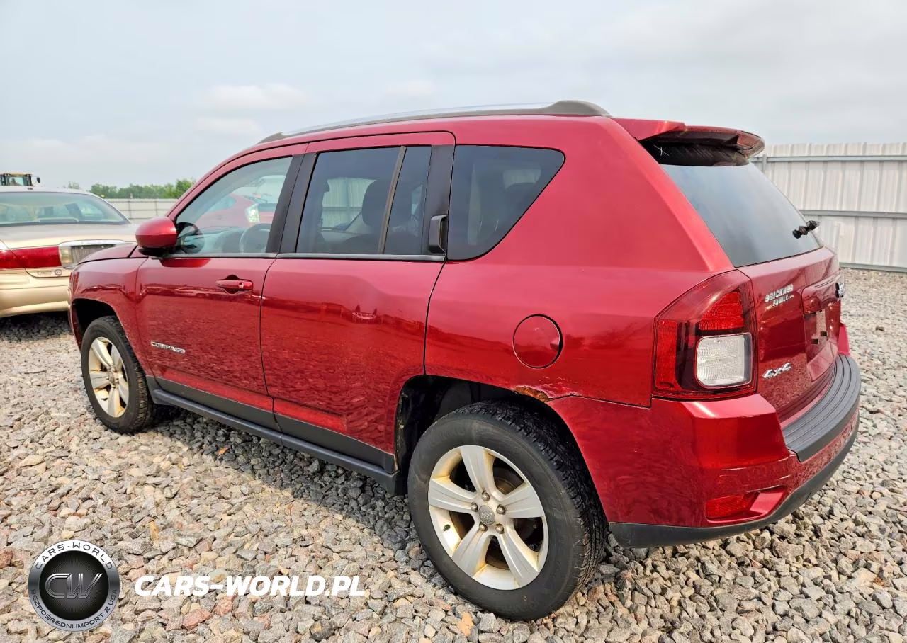 2014 Jeep Compass Latitude VIN:1C4NJDEB8ED521696 - 2