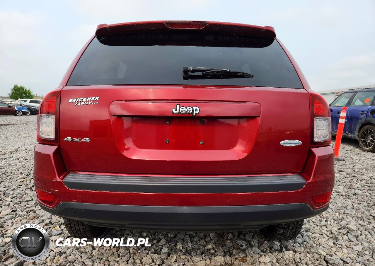 2014 Jeep Compass Latitude VIN:1C4NJDEB8ED521696 - 6