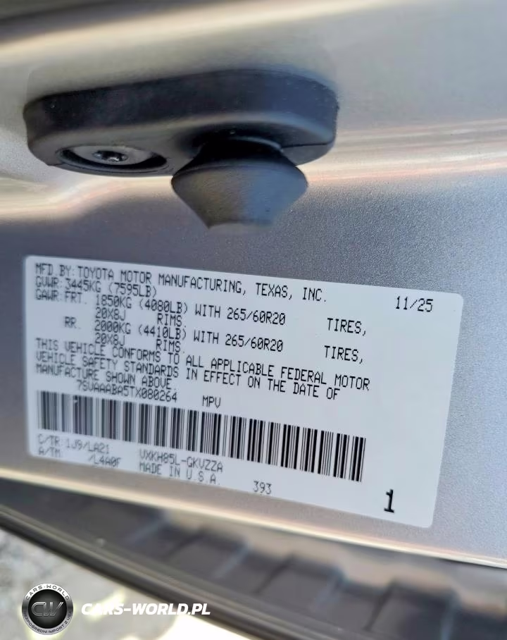 2026 Toyota Sequoia Platinum VIN:7SVAAABA5TX080264 - 14